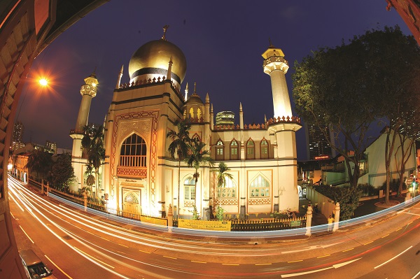 Sultan Mosque, Kampong Glam, Singapore. Image courtesy of Singapore Tourism Board.