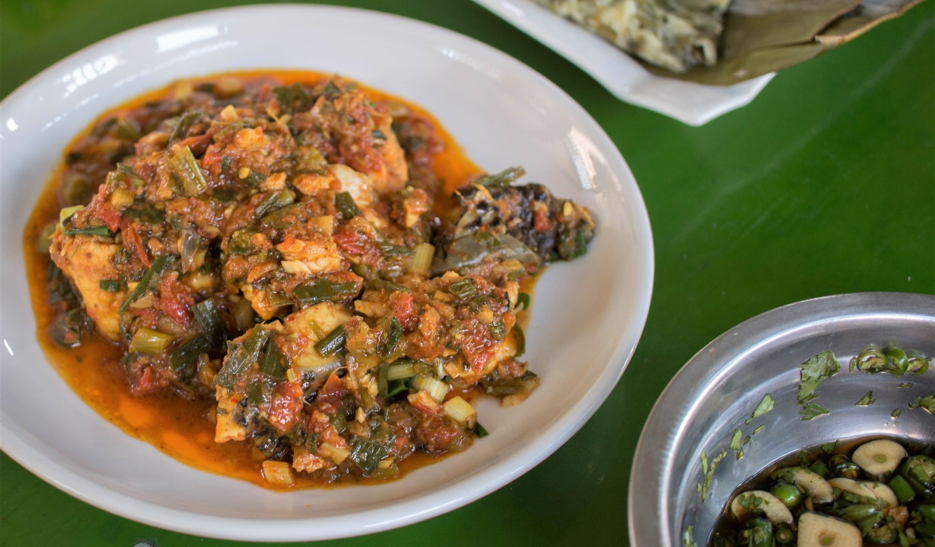 Burmese fish curry