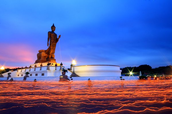 Phutthamonthon Park, Nakhon Pathom province, Thailand. Image © Tourism Authority of Thailand, used with permission.