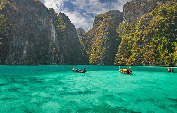 Shallows near Phuket, Thailand. Image © Tourism Authority of Thailand.