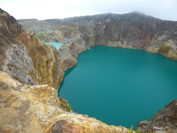 Kelimutu, Indonesia