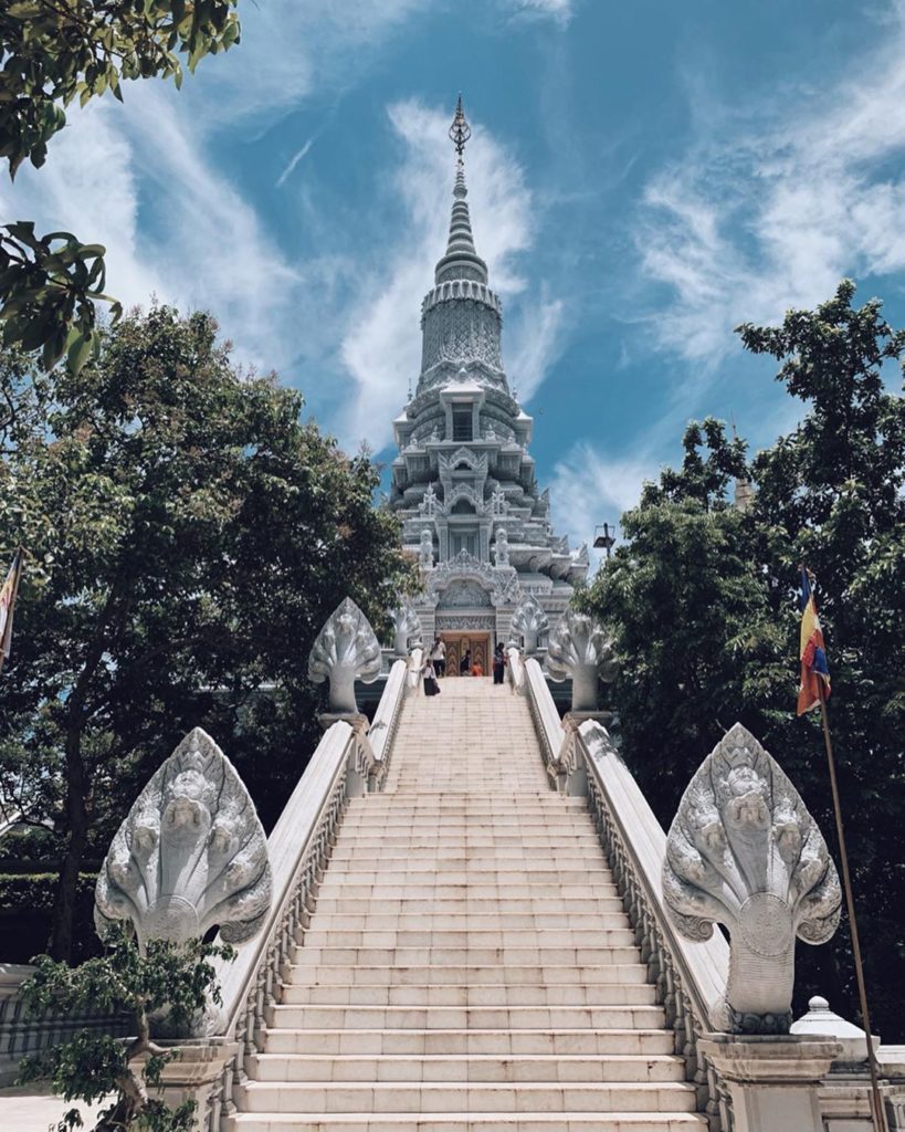 Royal Tombs of Oudong / @aunkung_wara / Instagram